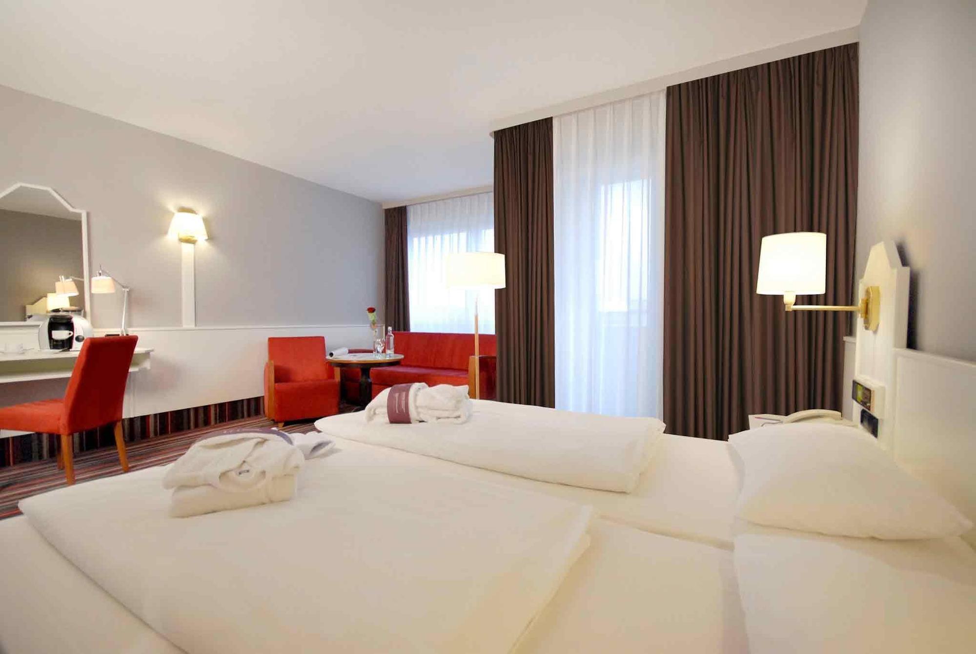 Mercure Hotel Bad Homburg Friedrichsdorf Extérieur photo